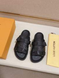 Picture of Louis Vuitton Slippers _SKULVsz38-45hnh03301021